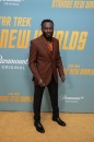 snw-premiere-carpet-cast-olusanmokun-02.jpg